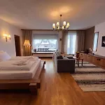 Casa Ema Austria 3*