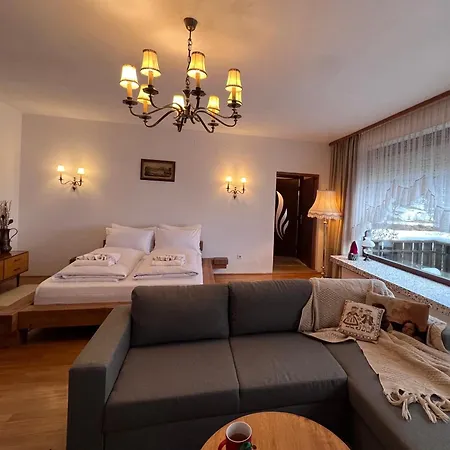 Bed & Breakfast Casa Ema Austria 3*
