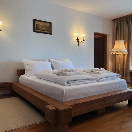 Casa Ema Austria Oda ve Kahvaltı 3*