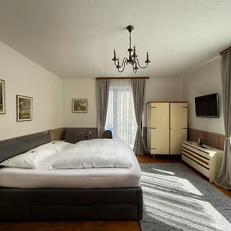 Bed & Breakfast Casa Ema Austria