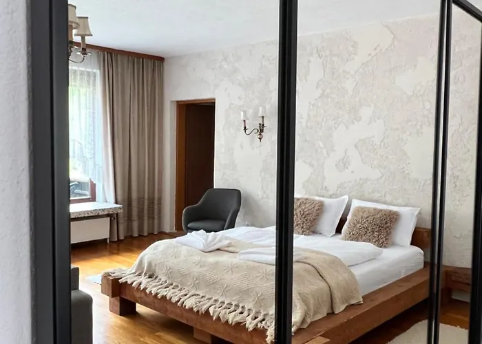 לינה וארוחת בוקר Casa Ema Austria 3*